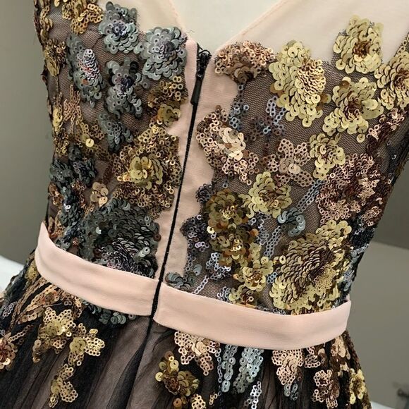 New Embroidered Floral Lace Sequins & beads Mesh Evening Dress - Picture 12 of 14